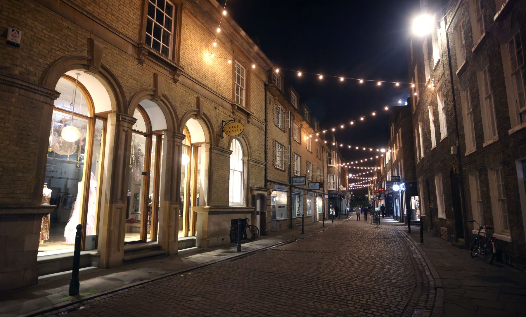 Festoon-lighting